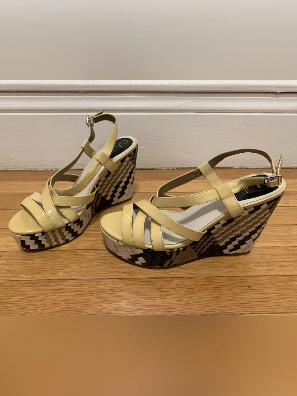 EUC Cole Haan Multi Black/White Woven Hi Wedge Platform Yellow Sandals Size 8.5M